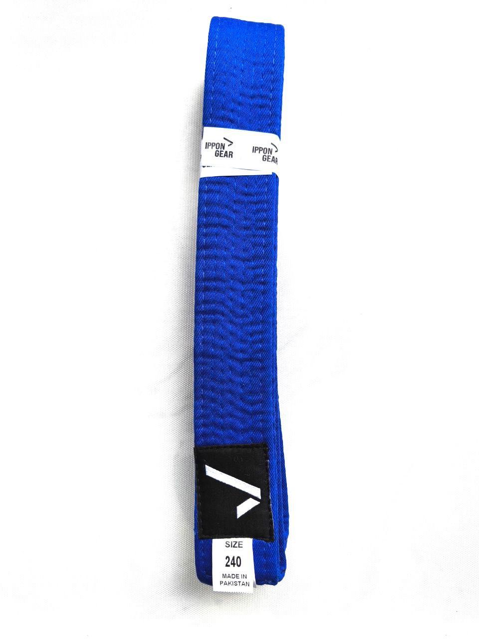 Photo https://static.kintayo.com/images/ippon/p/belt/belts-8/Blue_1.jpg