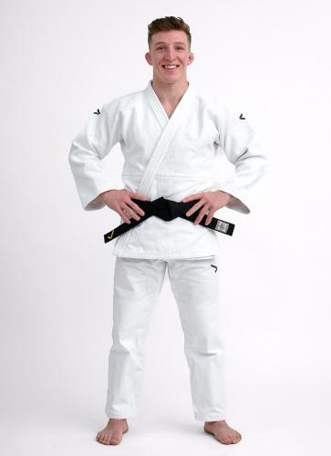 Біле кімоно для дзюдо IPPON GEAR серія ULTRALIGHT (приталений крій)